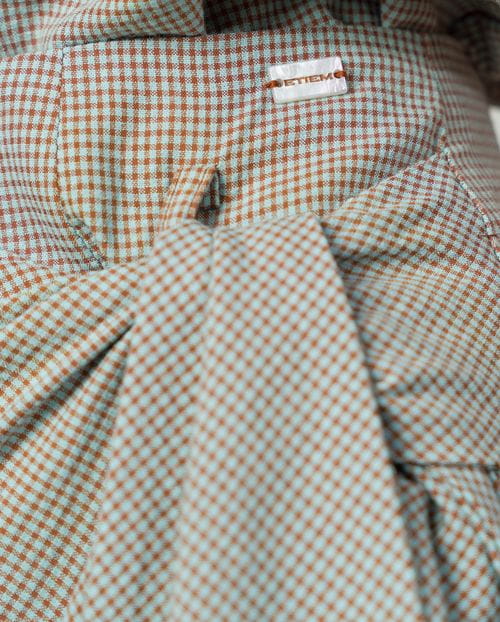 Wrap-style skirt in gingham seersucker fabaric