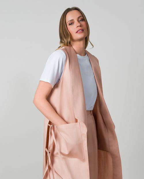 Long vest with tuxedo-like lapels and side openings in a linen-viscose blend