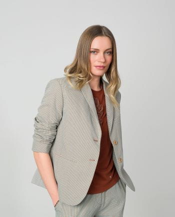 Chaqueta corta semi-entallada en seersucker de cuadro vichy