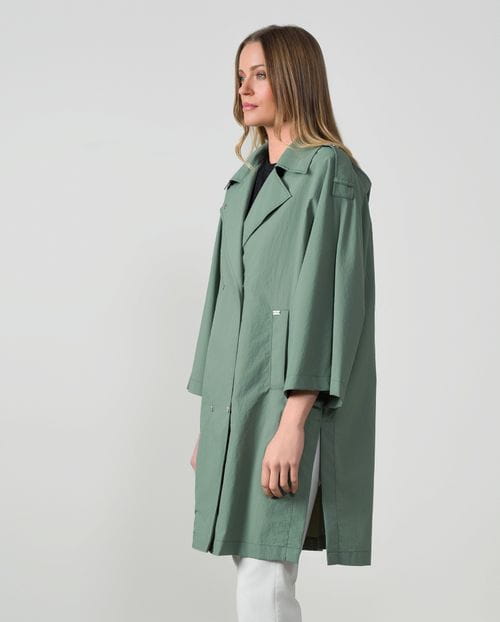 Relaxed trench with Japanese sleeves and removable hood in technical water-repellent fabric
