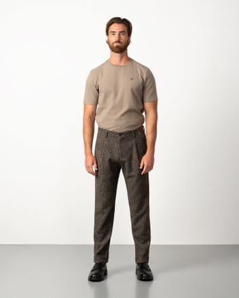 Pantalón de una pinza con cordón y goma en la cintura en cuadro gales de franela de punto