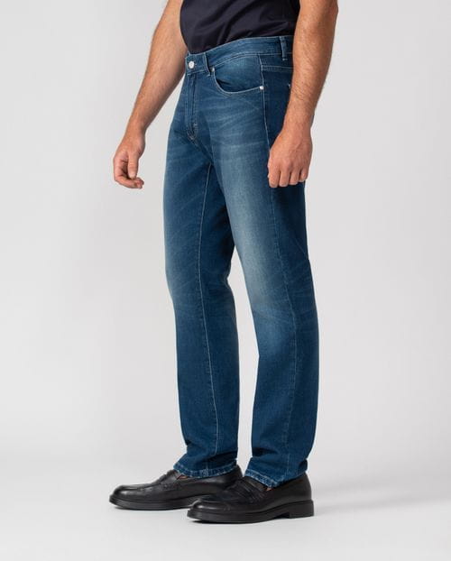Regular fit stretch denim with a distressed 'used' finish