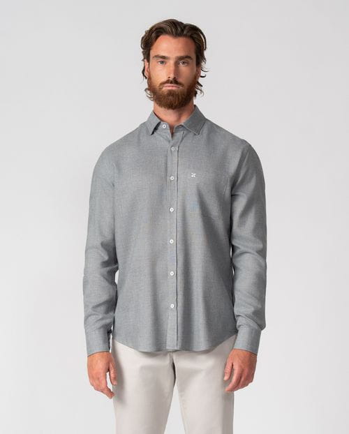 Relaxed fit sport shirt in wool blend and hidden button collar