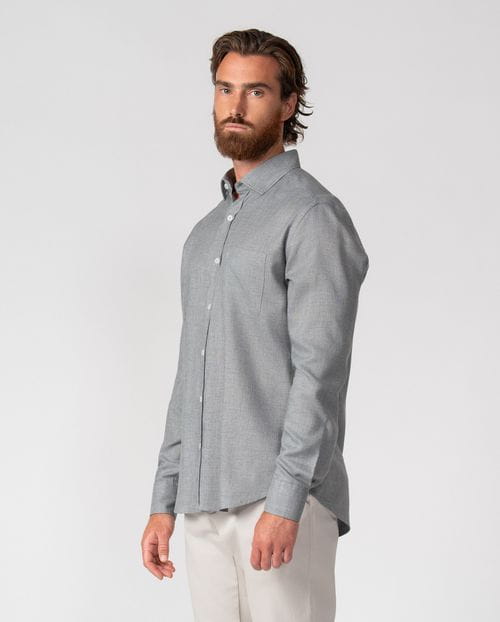 Relaxed fit sport shirt in wool blend and hidden button collar