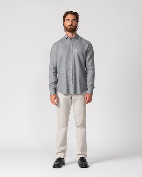 Relaxed fit sport shirt in wool blend and hidden button collar