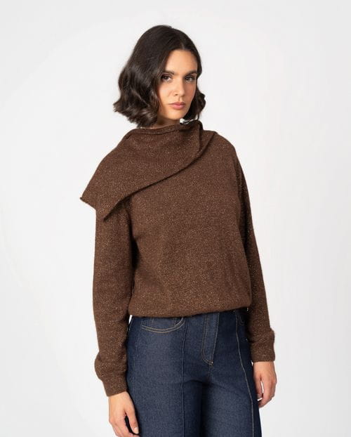 Pullover with detachable bandana in superfine alpaca, wool and metallyc yarn blend