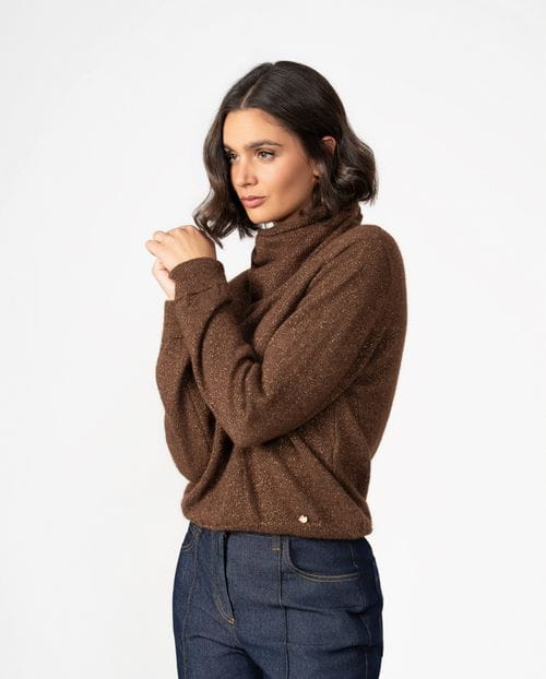 Pullover with detachable bandana in superfine alpaca, wool and metallyc yarn blend