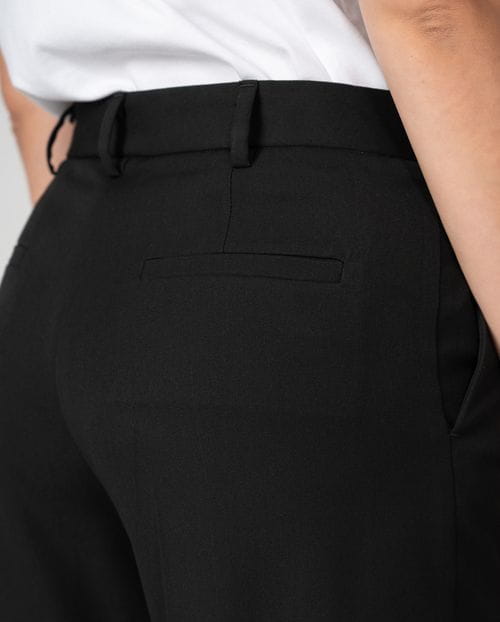 Pantalón ancho de pinzas en sarga afranelada elástica lavable