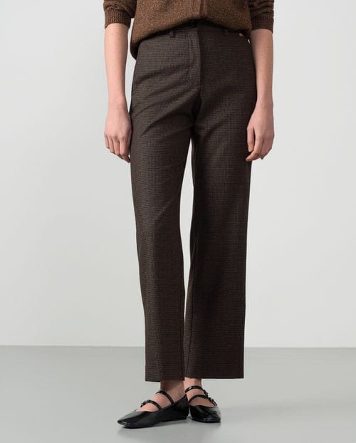 <p>Pantalón recto en cuadro Harris en tejido de lana</p>