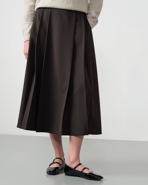 Sartorial-inspired midi pleated skirt