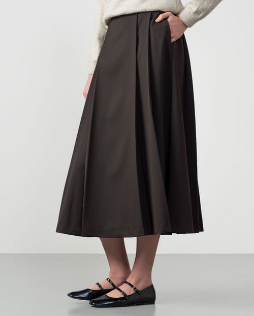 Sartorial-inspired midi pleated skirt