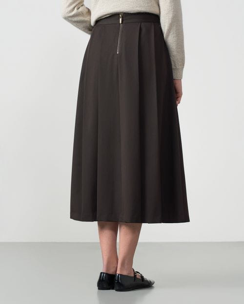 Sartorial-inspired midi pleated skirt