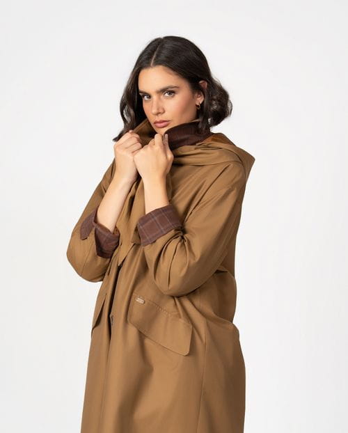 Trench coat  with hood and bandana in water repellent twill