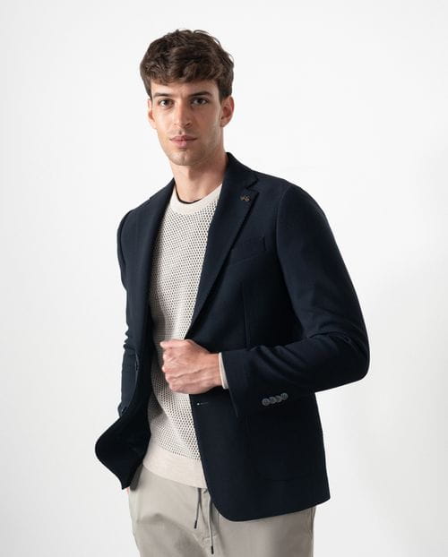 Blazer type jacket of elastic wool blend structure