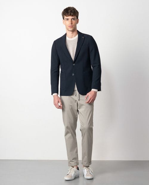 Blazer type jacket of elastic wool blend structure