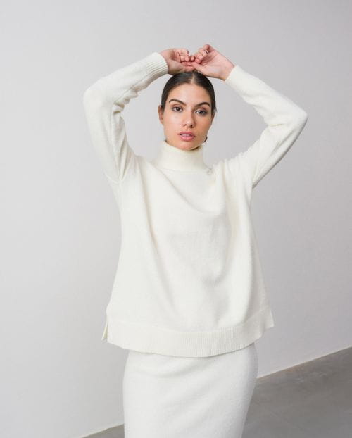 Jersey de punto fino con cuello vuelto