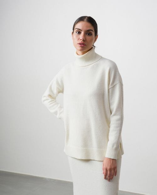 Jersey de punto fino con cuello vuelto