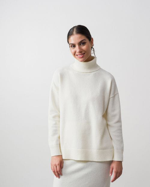 Fine knitting turtleneck sweater