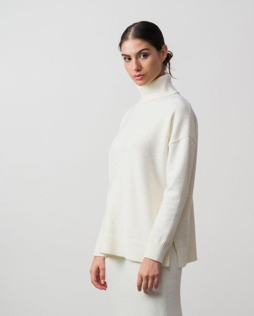 Jersey de punto fino con cuello vuelto