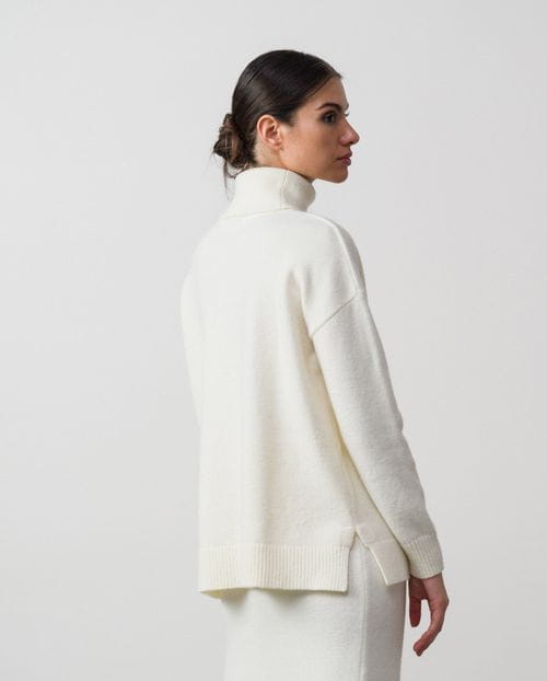 Jersey de punto fino con cuello vuelto