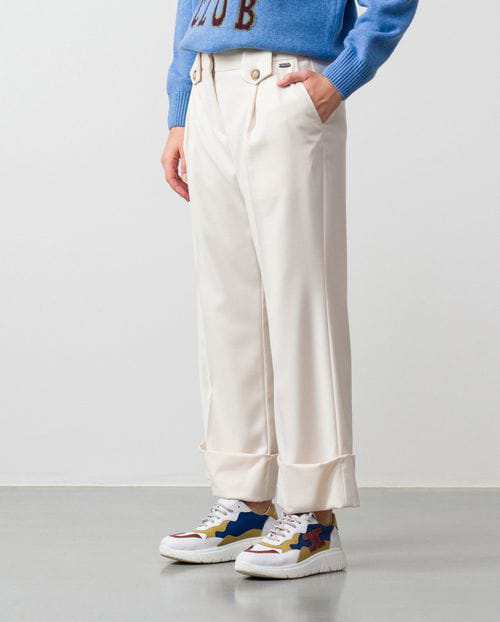 Cropped wide leg pleated trousers in fanneled twill fabric