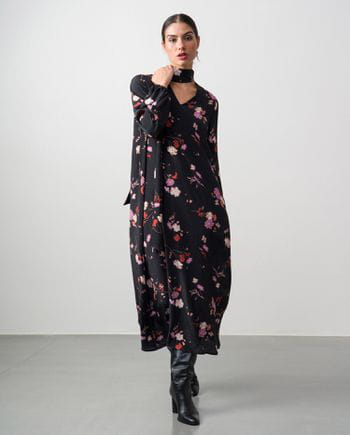Flowing midi dress in floral printed fabric