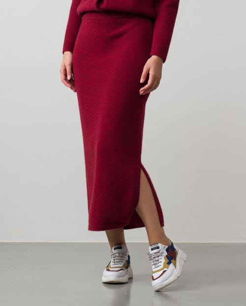 Pencil midi skirt with side vent
