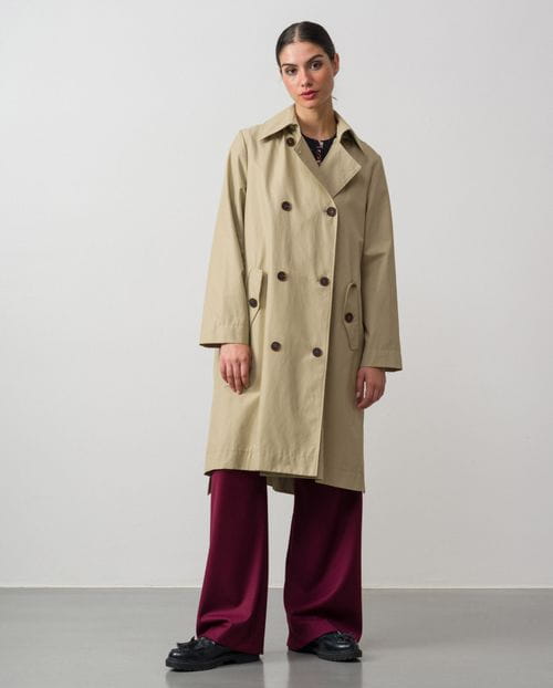 Gabardina cruzada con capucha repelente al agua