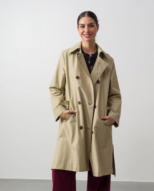 Gabardina cruzada con capucha repelente al agua