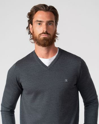 Jersey de cuello pico en punto tricot liso y costuras menguadas