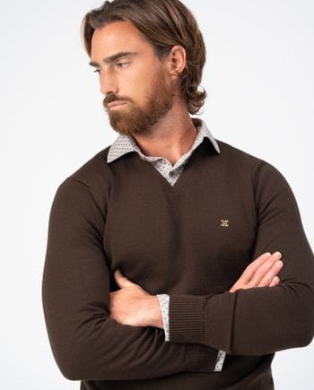 Knitted plain V-neck pullover
