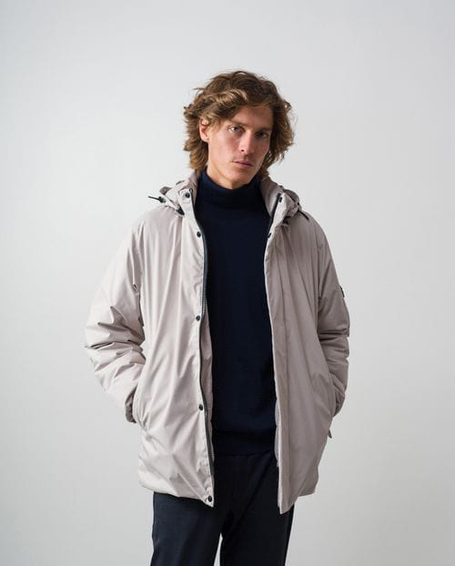 Parka with removable hood of water repellent technical fabric