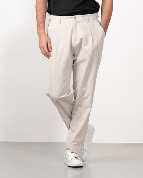 Pantalón sport de cordón y goma en la cintura realizado en tejido rústico lino/algodón