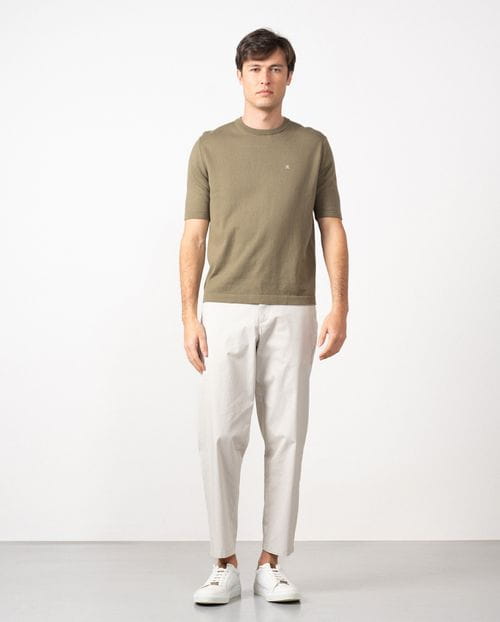 Jersey de cuello caja en punto tricotado liso y manga corta