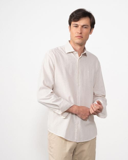 Relaxed fit sport shirt in a 'vintage' dyed fabric of linen-cotton blend