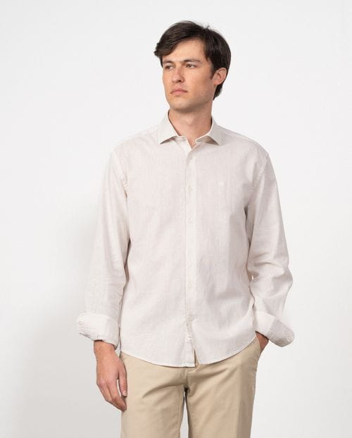 Relaxed fit sport shirt in a 'vintage' dyed fabric of linen-cotton blend