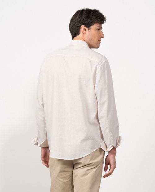 Relaxed fit sport shirt in a 'vintage' dyed fabric of linen-cotton blend