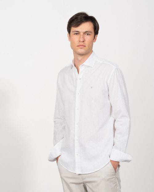 Relaxed fit sport  shirt in a linen-cotton fabric