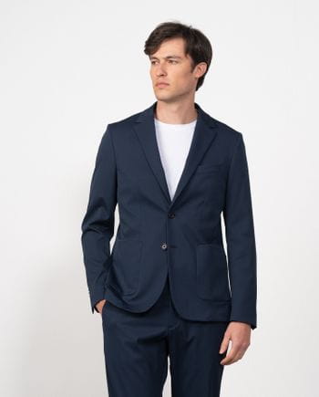 Unstructured and unlined slim fit blazer made from plain elastic technical fabric