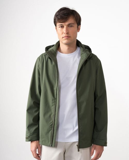 Cazadora de capucha desmontable en tejido de doble capa