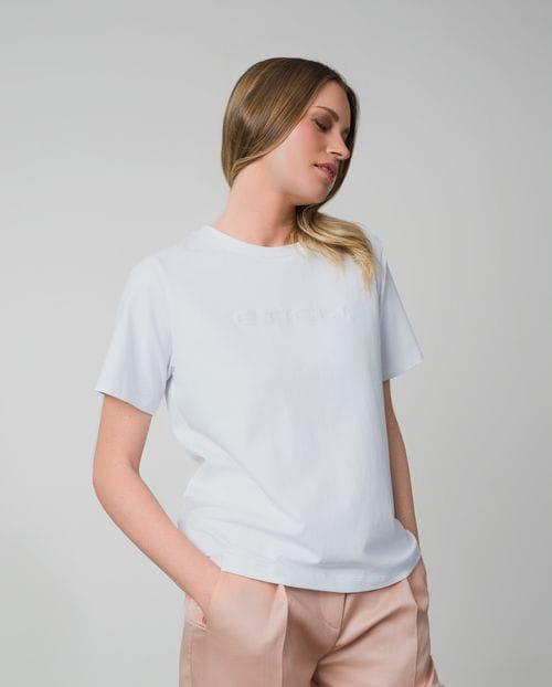 Camiseta básica con logo de ETIEM bordado en delantero
