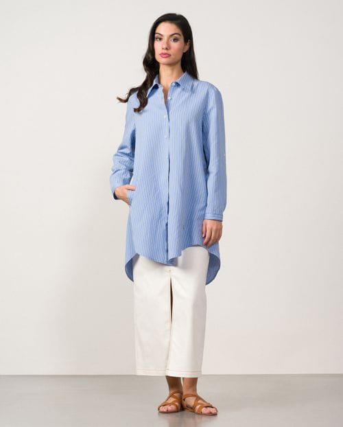 Blusón largo con bolsillos en viscosa de rayas