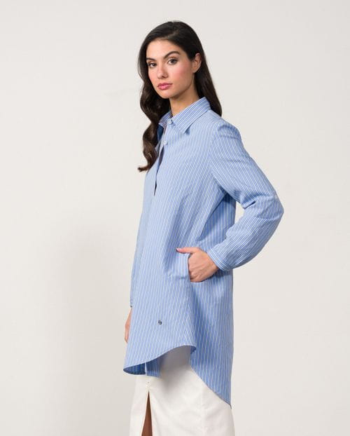 Blusón largo con bolsillos en viscosa de rayas