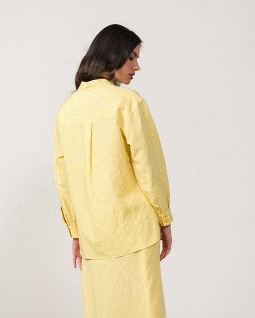 Loose-fit basic shirt in yellow fabric with light blue stripes