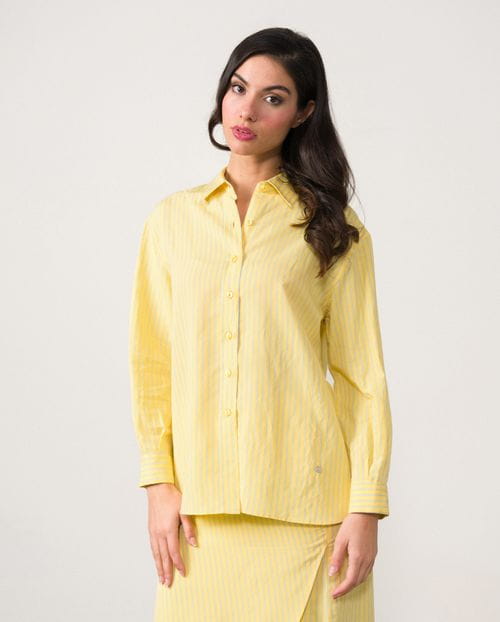 Loose-fit basic shirt in yellow fabric with light blue stripes