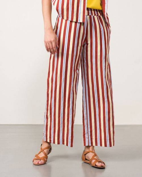 Pantalón tobillero de pierna ancha y cintura elástica en rayas estilo 'retro'