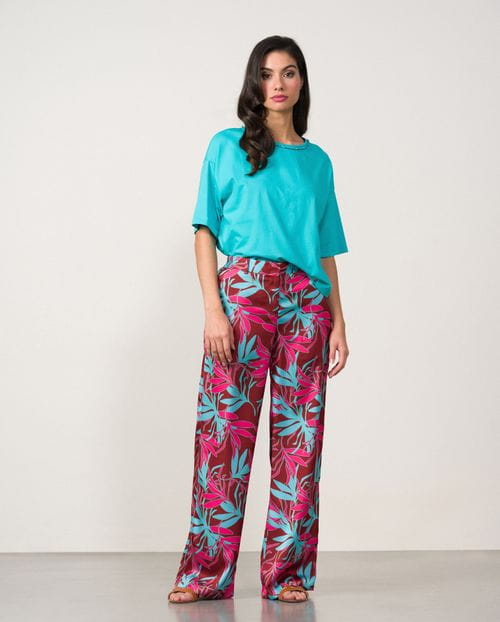 Pantalón ancho en estampado satinado de cintura elástica en espalda