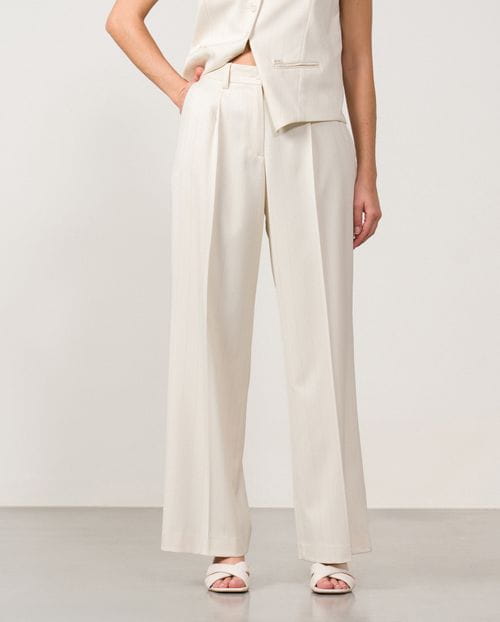 Pantalón ancho de pinzas en raya diplomática de hilo metalizado