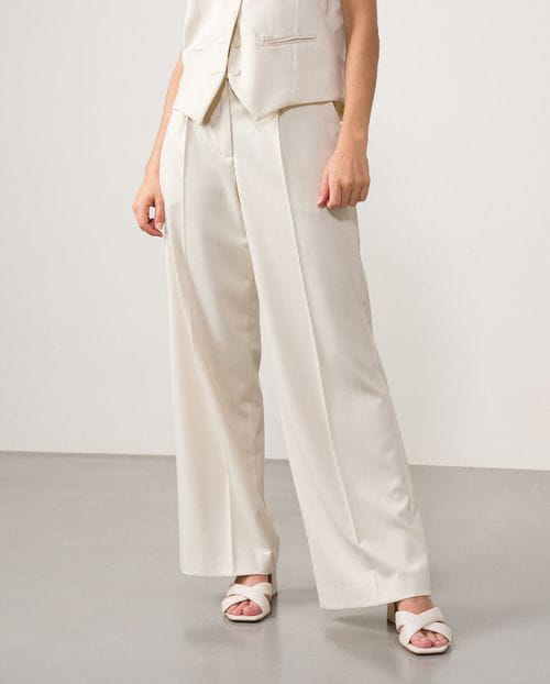 Pantalón ancho de pinzas en raya diplomática de hilo metalizado