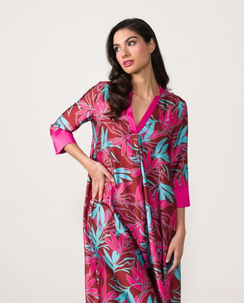 Vestido midi de vuelo en satén estampado